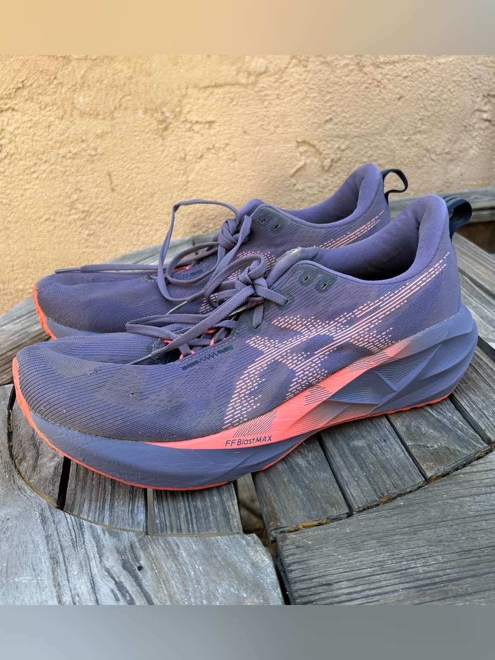 ASICS Novablast Purple Size 11.5 Men’s Shoes